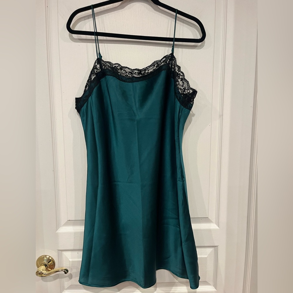 Abercrombie & Fitch Emerald Green Lace Slip Mini Dress